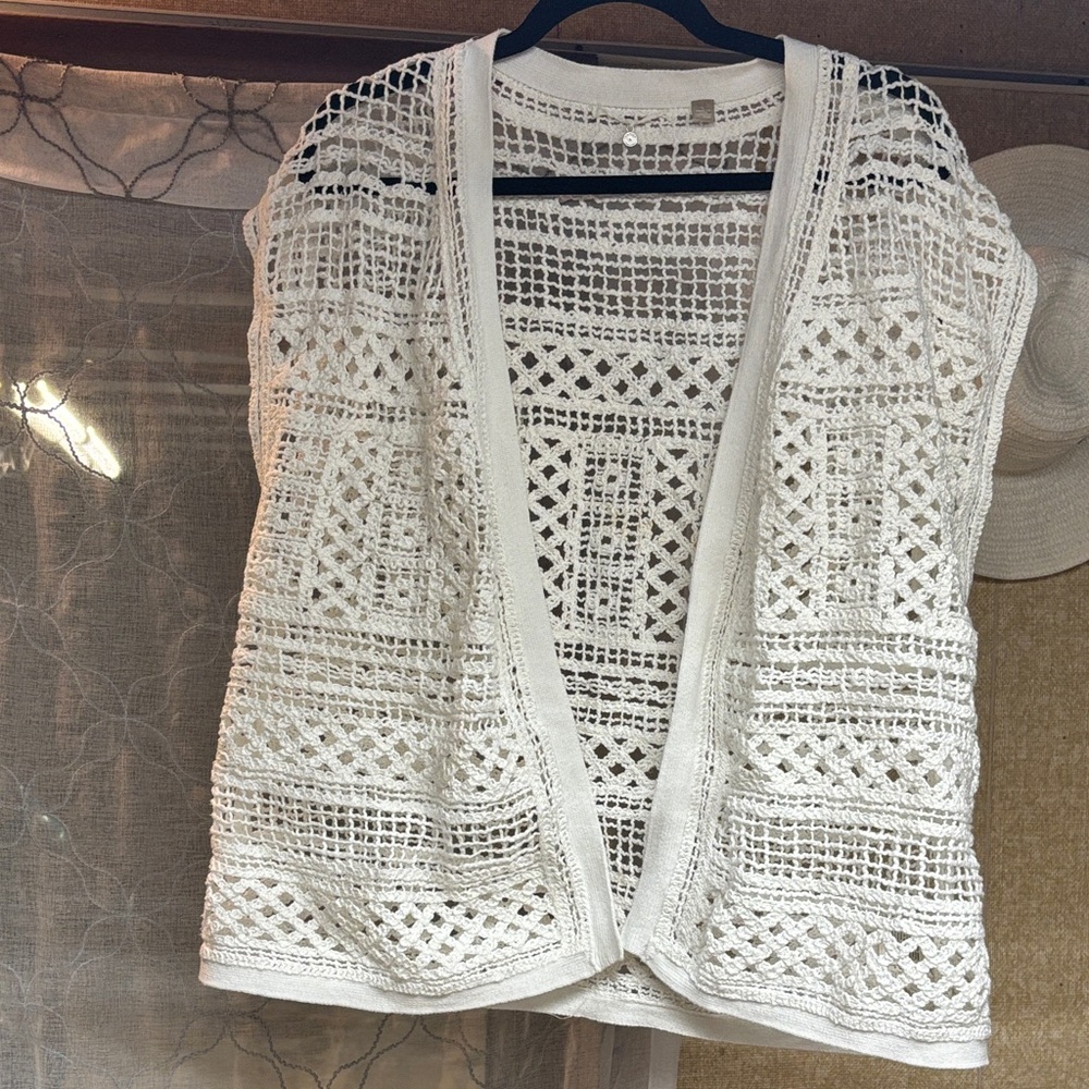 Anthropologie knitted knotted cotton vest